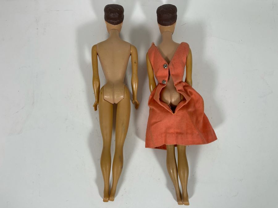 Vintage Early Sixties Barbie Dolls With Mark Barbie TM Pats Pend C MCMLVIII By Mattel Inc Feet Marked Japan (One Say Barbie R) - Possible Fashion Queen Barbie With No Wigs 11L [Photo 10]