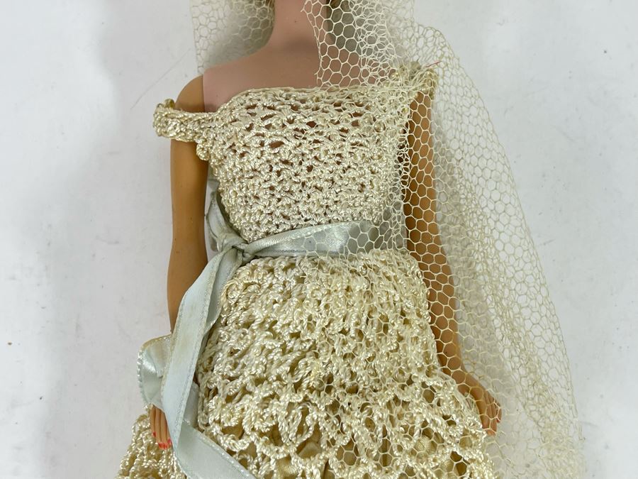 Vintage Early Sixties Barbie Doll Marked Barbie Pats Pend C MCMLVIII By Mattel Inc [Photo 6]