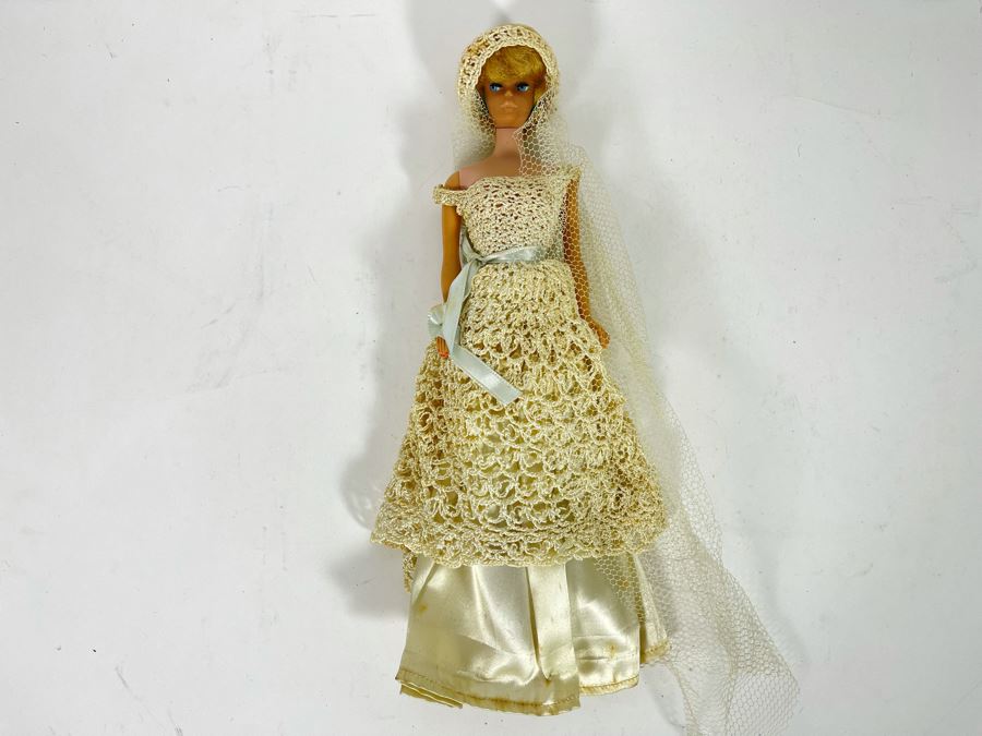 Vintage Early Sixties Barbie Doll Marked Barbie Pats Pend C MCMLVIII By Mattel Inc [Photo 3]
