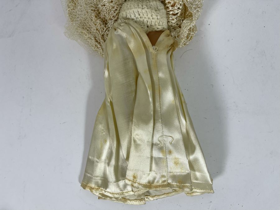 Vintage Early Sixties Barbie Doll Marked Barbie Pats Pend C MCMLVIII By Mattel Inc [Photo 9]