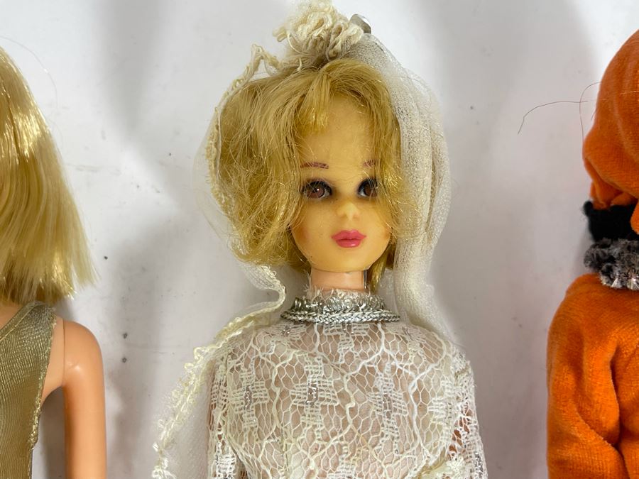Collection Of Six Early Mattel Barbie Dolls: Marked (4) C 1966 Mattel Inc US Patented US Pat Pend Made In Japan And (2) Midge C 1962 Barbie C 1958 By Mattel Inc Patented [Photo 7]