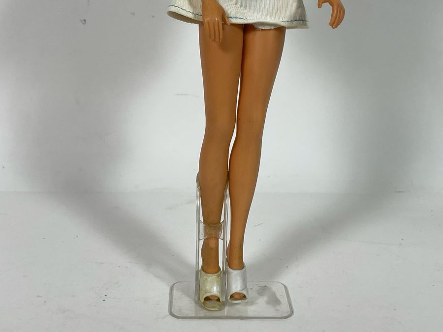 Vintage 1976 Ideal Tuesday Taylor Swivel Scalp Change Hair Color [Photo 8]