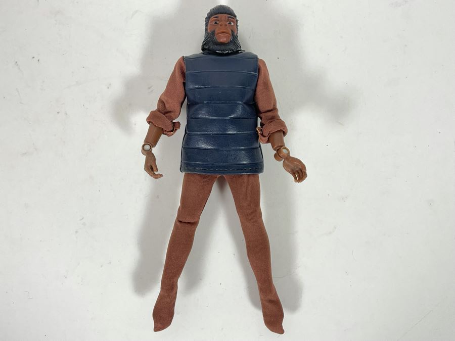 Vintage MEGO Planet Of The Apes 8” Action Figure [Photo 3]