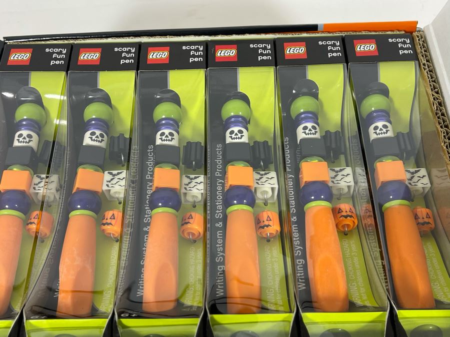 LEGO Scary Fun Pens Merchandiser Pen Set 2004 12 Pens Total [Photo 6]