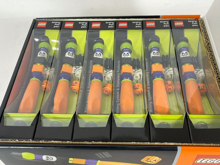 LEGO Scary Fun Pens Merchandiser Pen Set 2004 12 Pens Total [Photo 5]