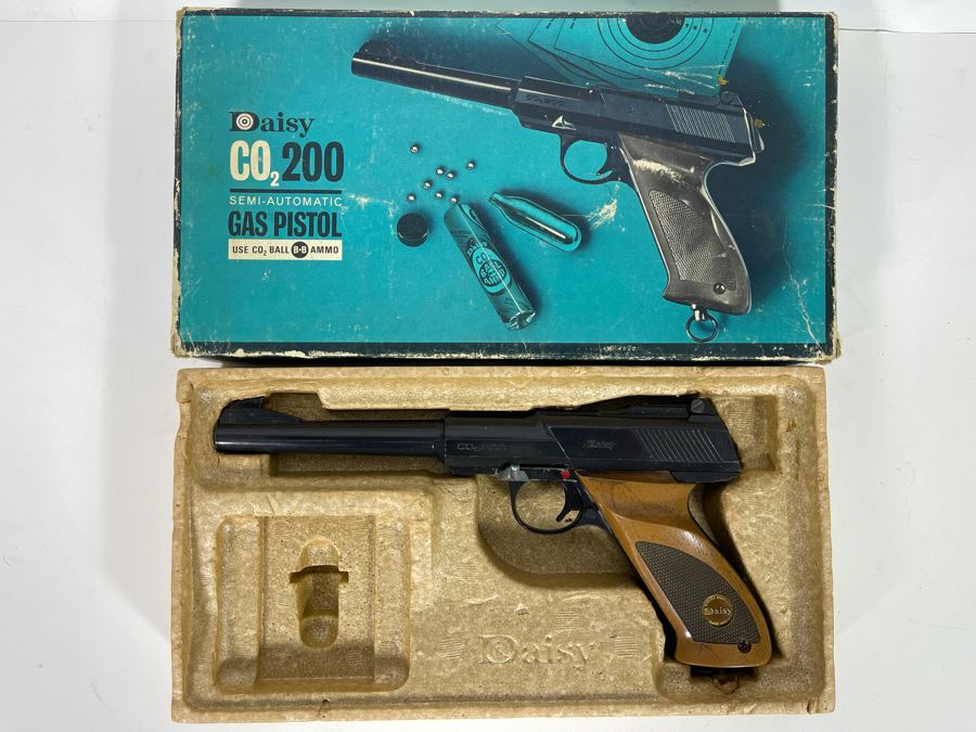 Collectible Vintage Daisy CO2 200 Semi-Automatic Gas Pistol With Original Box [Photo 3]