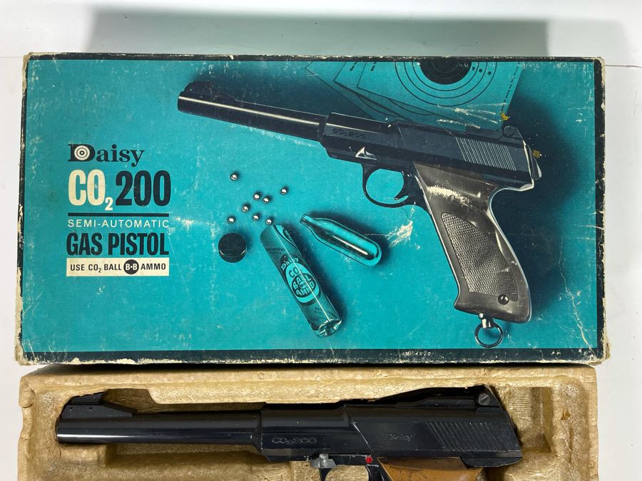 Collectible Vintage Daisy CO2 200 Semi-Automatic Gas Pistol With Original Box [Photo 4]