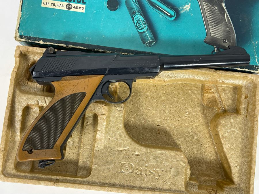 Collectible Vintage Daisy CO2 200 Semi-Automatic Gas Pistol With Original Box [Photo 10]