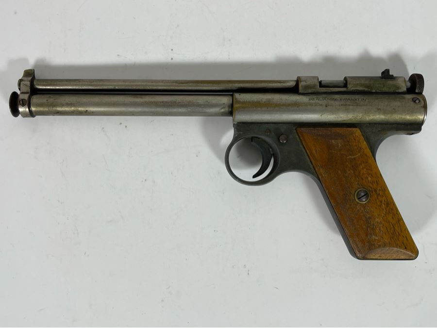 Collectible Vintage Benjamin Target Pistol Model 177 BB Gun [Photo 2]