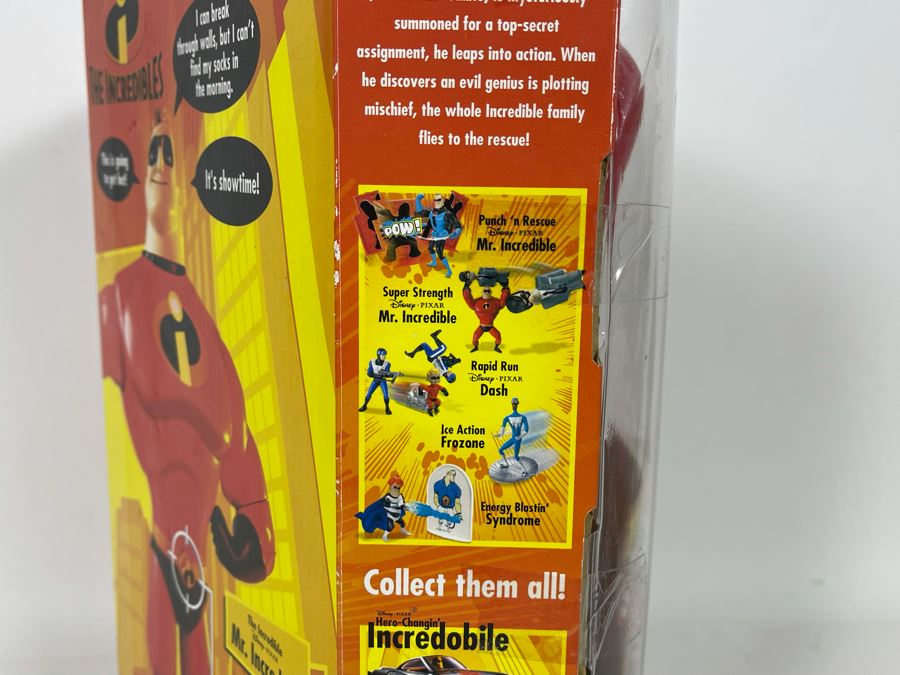 Disney The Incredibles  The Incredible Mr. Incredible New In Box 2004 Hasbro 10.5 X 14.5 [Photo 11]