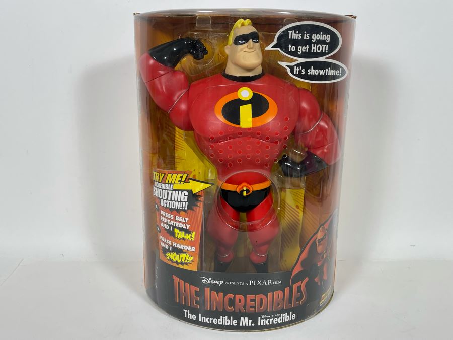 Disney The Incredibles  The Incredible Mr. Incredible New In Box 2004 Hasbro 10.5 X 14.5 [Photo 2]
