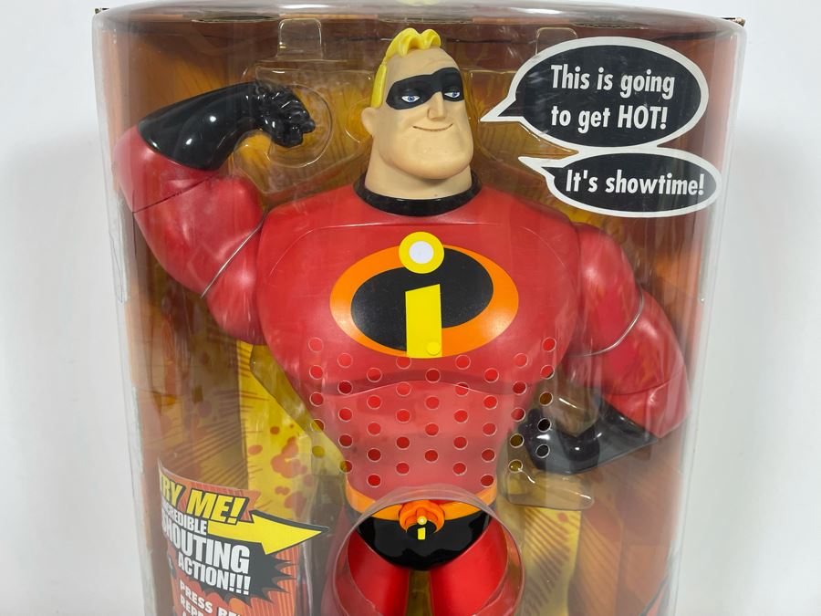 Disney The Incredibles  The Incredible Mr. Incredible New In Box 2004 Hasbro 10.5 X 14.5 [Photo 4]