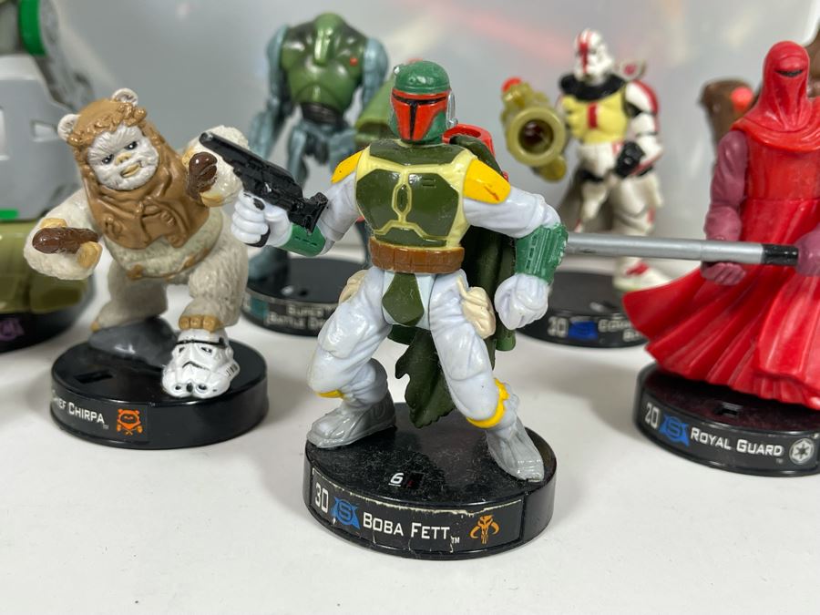 Huge Lot Of LFL Hasbro Attacktix Battle Masters Figures Star Wars Transformers Over 190 Figures In Bin Approximately 190 Figures [Photo 4]