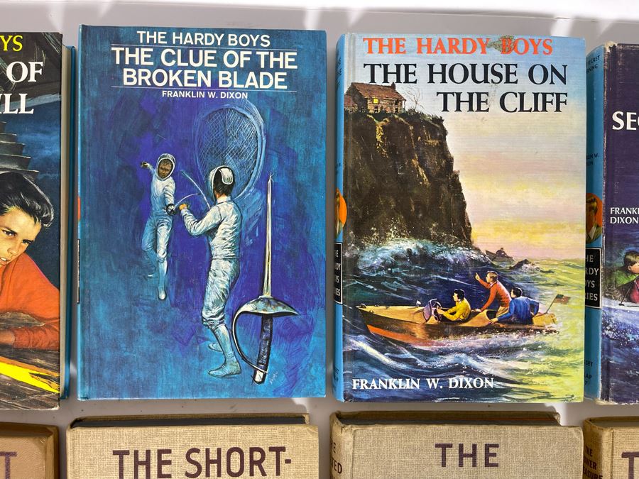 Collection Of Ten The Hardy Boys Franklin W. Dixon Books [Photo 4]