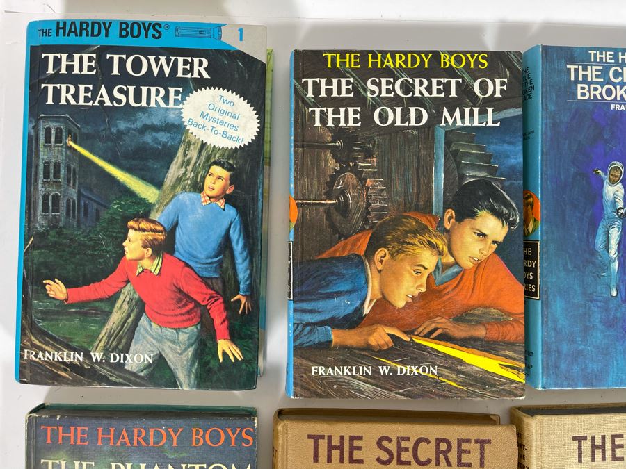 Collection Of Ten The Hardy Boys Franklin W. Dixon Books