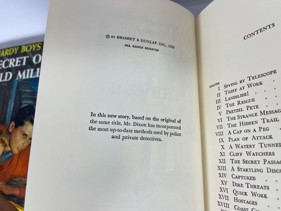 Collection Of Ten The Hardy Boys Franklin W. Dixon Books [Photo 20]