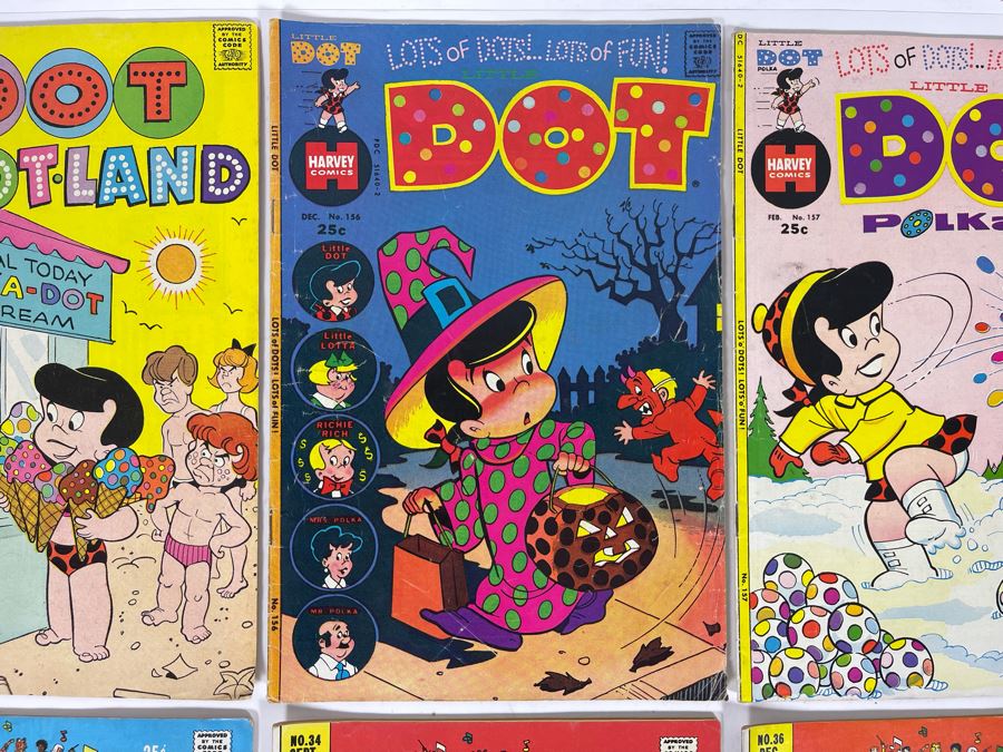 JUST ADDED - (4) Little Dot And (4) Archie’s T.V. Laugh Out Comic Books [Photo 3]