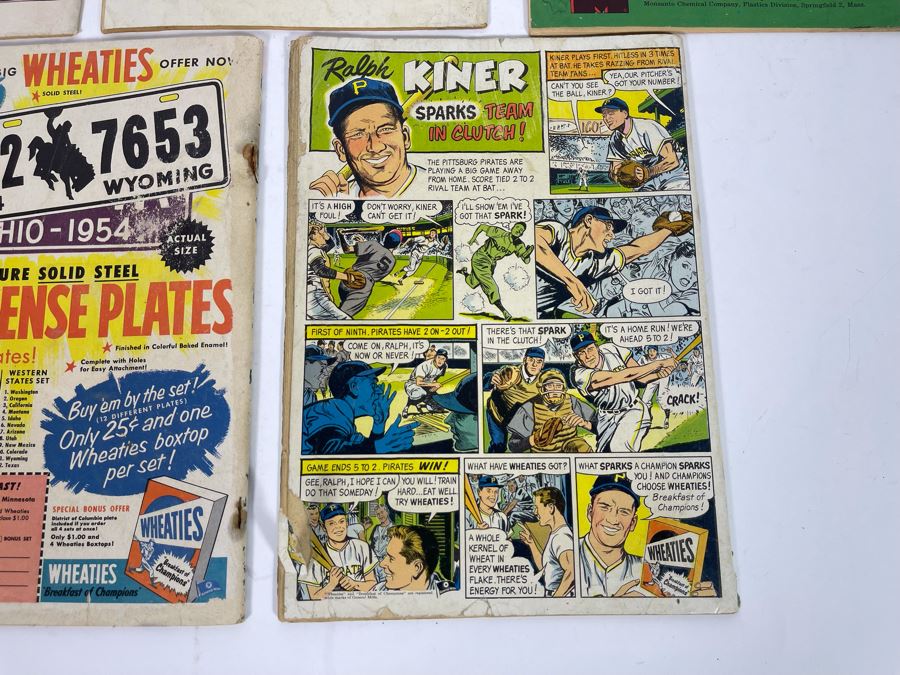 JUST ADDED - (5) Walt Disney’s Comics Comic Books [Photo 9]