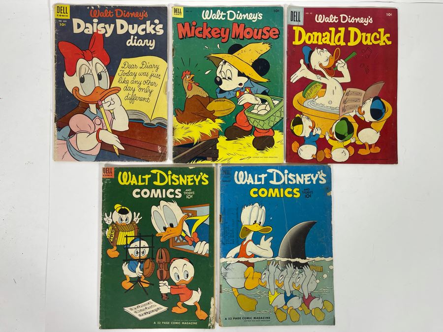 JUST ADDED - (5) Walt Disney’s Comics Comic Books [Photo 2]