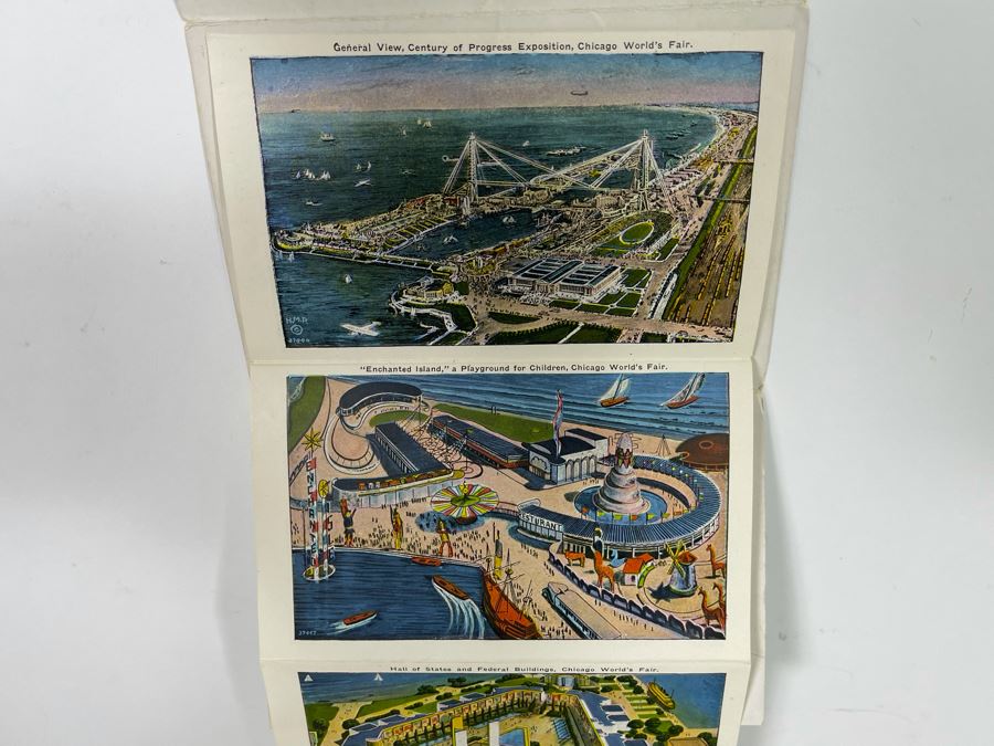JUST ADDED - Four Vintage Souvenir Accordion Double-Sided Foldout Postcards: Chicago World’s Fair, Yellowstone National Park, California Desert Scenes And California Highways [Photo 9]