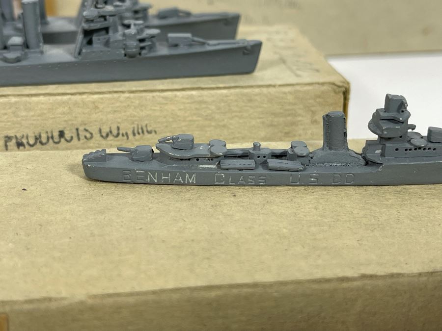 Vintage 1940s Collection Of Comet Metal Products Co Inc Authenticast Lead U.S. Navy Ship Identification Models (Some With Boxes) - See Photos [Photo 28]