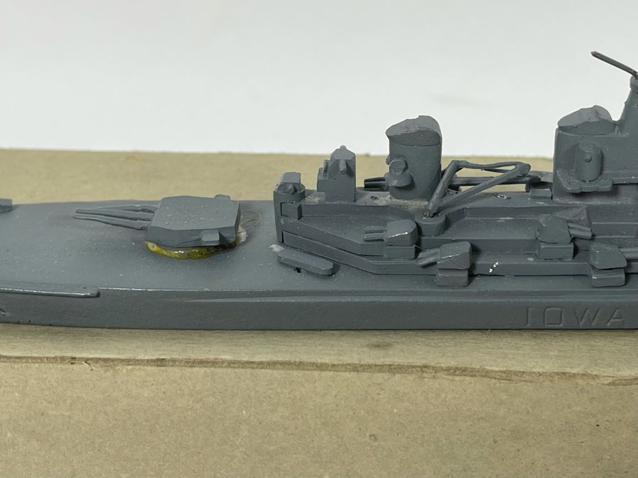 Vintage 1940s Collection Of Comet Metal Products Co Inc Authenticast Lead U.S. Navy Ship Identification Models (Some With Boxes) - See Photos [Photo 45]