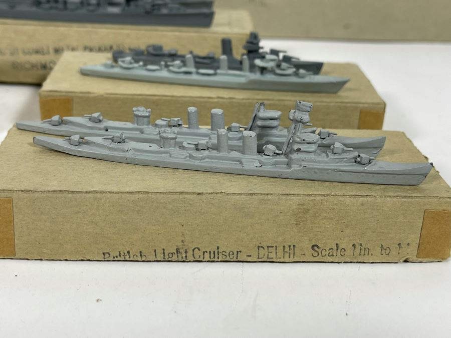 Vintage 1940s Collection Of Comet Metal Products Co Inc Authenticast Lead U.S. Navy Ship Identification Models (Some With Boxes) - See Photos [Photo 23]