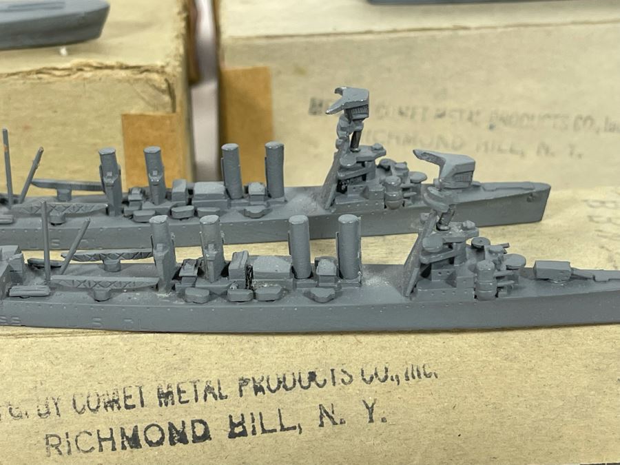Vintage 1940s Collection Of Comet Metal Products Co Inc Authenticast Lead U.S. Navy Ship Identification Models (Some With Boxes) - See Photos [Photo 39]