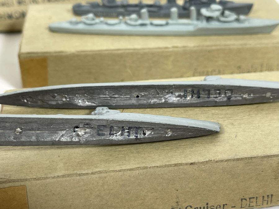 Vintage 1940s Collection Of Comet Metal Products Co Inc Authenticast Lead U.S. Navy Ship Identification Models (Some With Boxes) - See Photos [Photo 25]