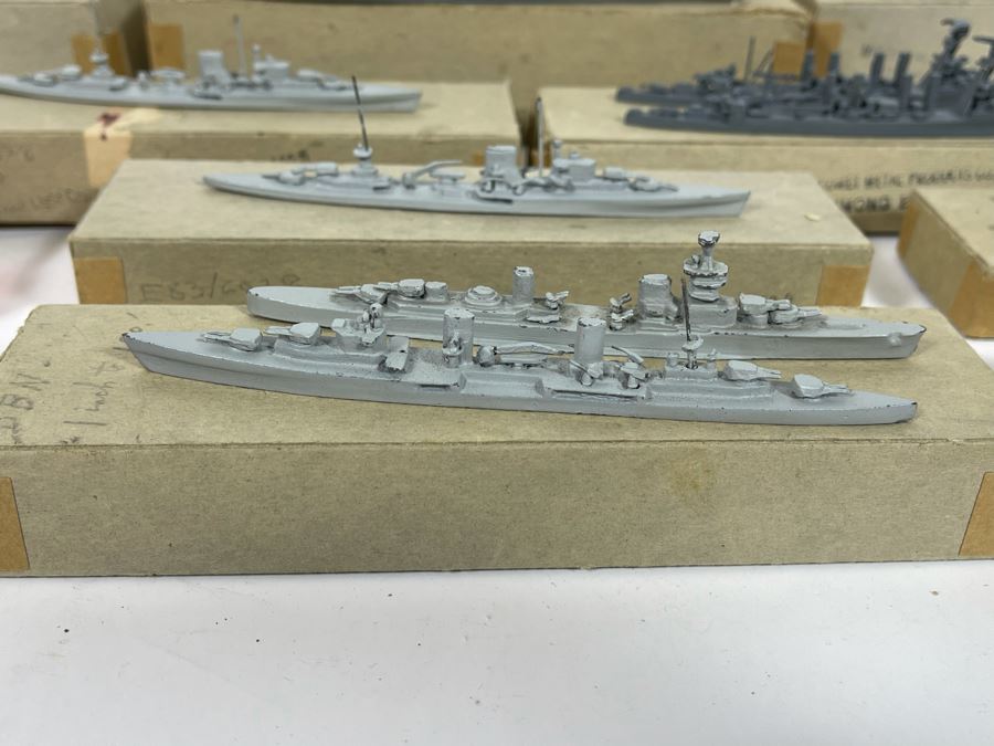 Vintage 1940s Collection Of Comet Metal Products Co Inc Authenticast Lead U.S. Navy Ship Identification Models (Some With Boxes) - See Photos [Photo 20]