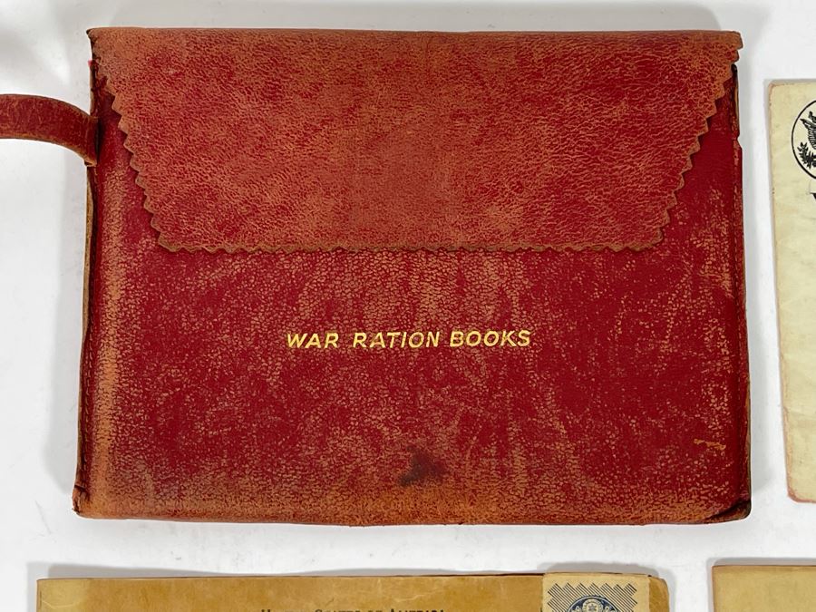 Collection Of Unites States Of America War Ration Books With Stamps Books 1-4 - See Photos [Photo 4]
