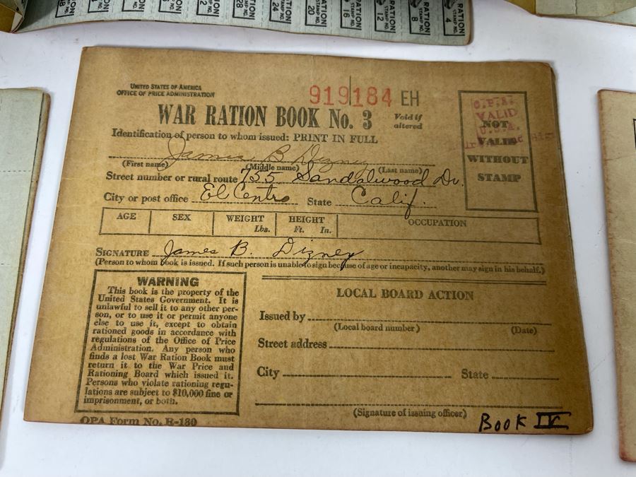 Collection Of Unites States Of America War Ration Books With Stamps Books 1-4 - See Photos [Photo 17]