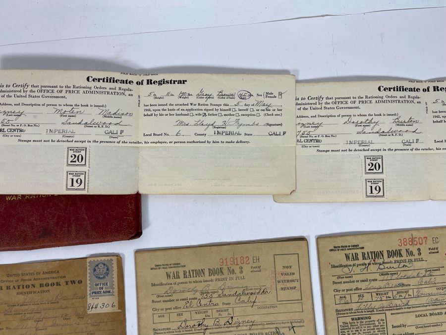 Collection Of Unites States Of America War Ration Books With Stamps Books 1-4 - See Photos [Photo 7]