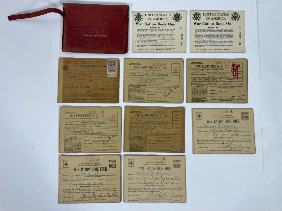 Collection Of Unites States Of America War Ration Books With Stamps Books 1-4 - See Photos [Photo 2]