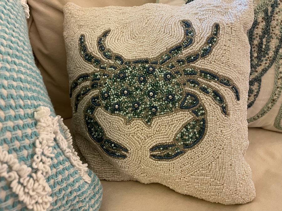 Five Designer Throw Pillows And Kennebunk Home Throw [Photo 5]