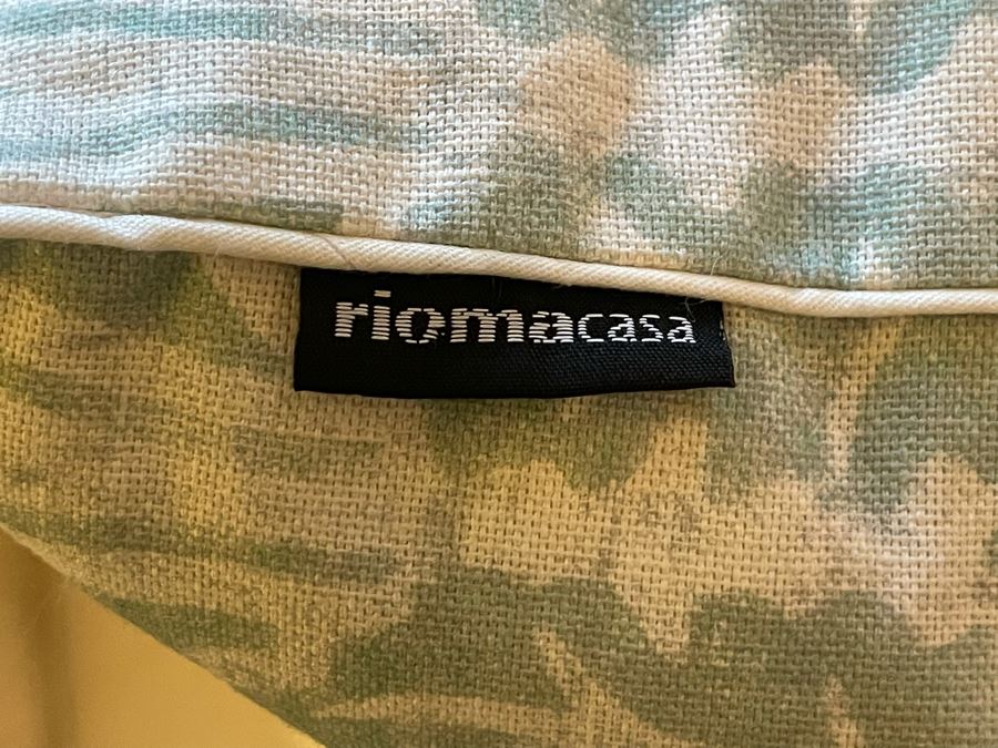 Five Designer Throw Pillows And Kennebunk Home Throw [Photo 16]