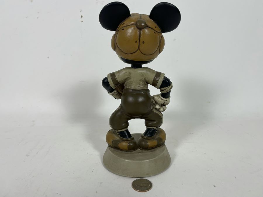 Disneyland Resorts Mickey Mouse Football Player Bobblehead Figurine 8H [Photo 5]