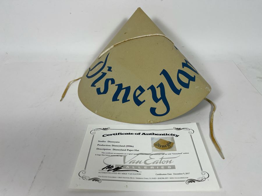1950s Disneyland Paper Hat With Certificate Of Authenticity [Photo 3]