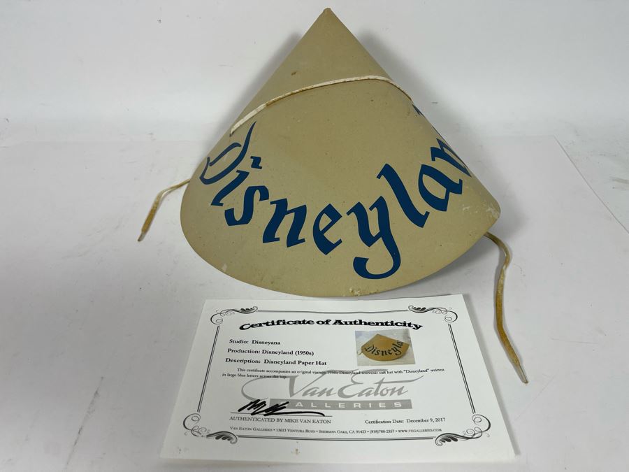 1950s Disneyland Paper Hat With Certificate Of Authenticity [Photo 2]