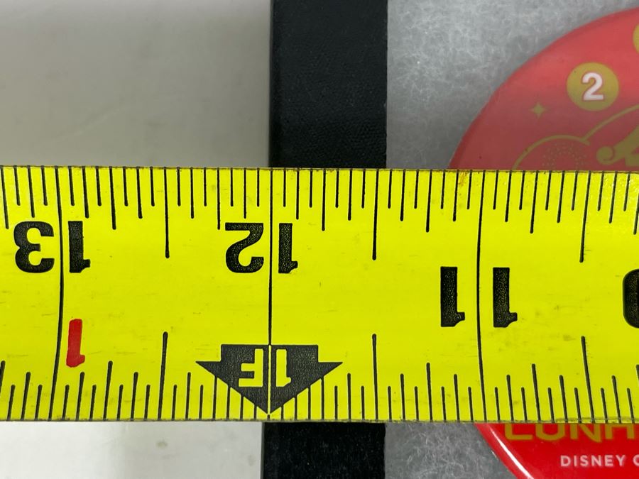 Disneyland Chinese New Year Buttons And Pins With Display Box 12 X 8 [Photo 11]