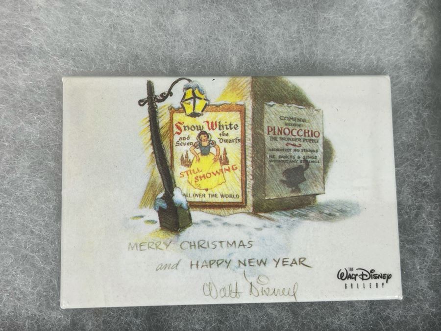 Disneyland Happy New Year Buttons And Pins With (4) Display Boxes [Photo 21]