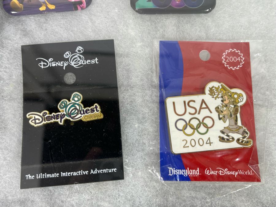 Disneyland Happy New Year Buttons And Pins With (4) Display Boxes [Photo 20]