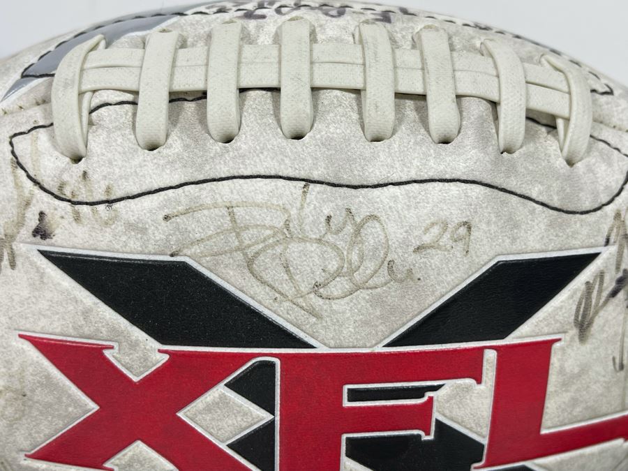 Signed XFL Los Angeles Xtreme Professional American Football Team Football With Display Case - See Photos [Photo 9]