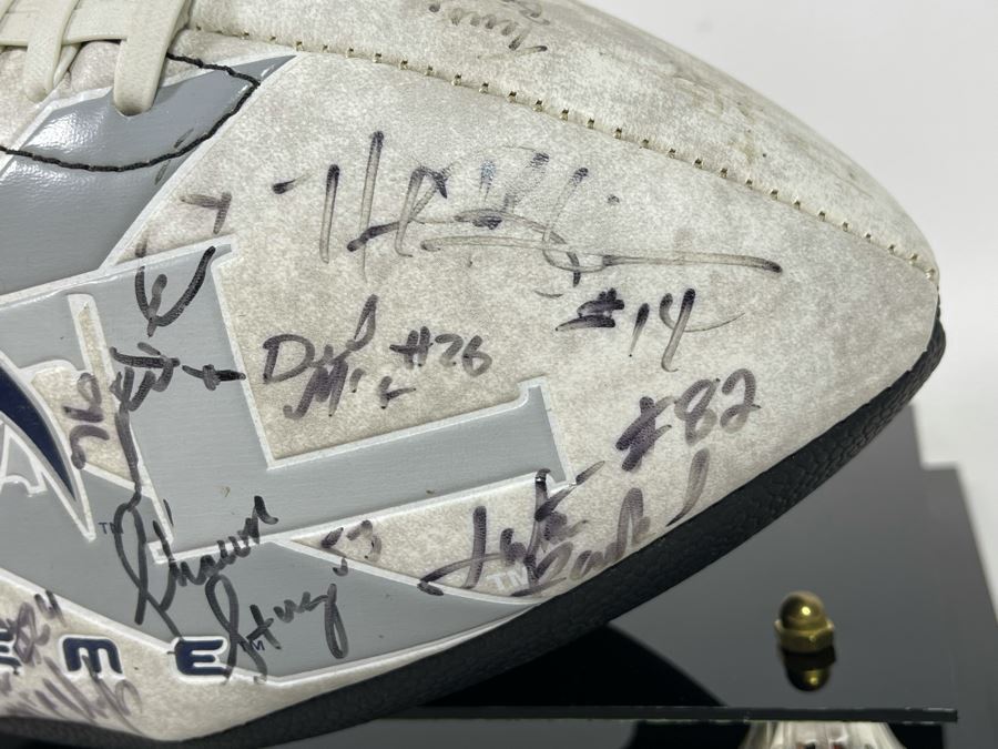 Signed XFL Los Angeles Xtreme Professional American Football Team Football With Display Case - See Photos [Photo 20]