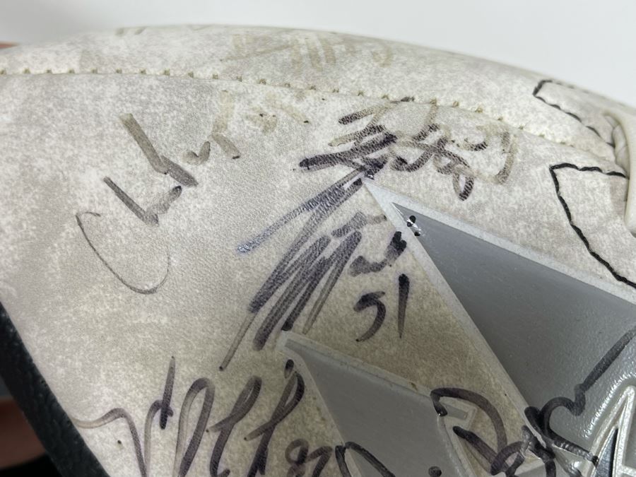 Signed XFL Los Angeles Xtreme Professional American Football Team Football With Display Case - See Photos [Photo 14]