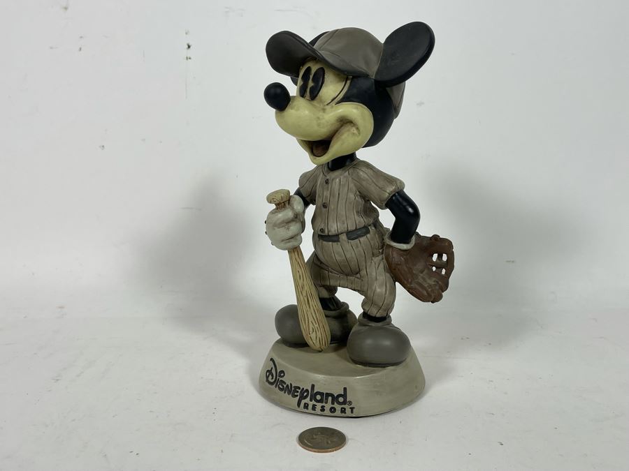 Disneyland Resorts Mickey Mouse Baseball Player Bobblehead Figurine 8H [Photo 4]