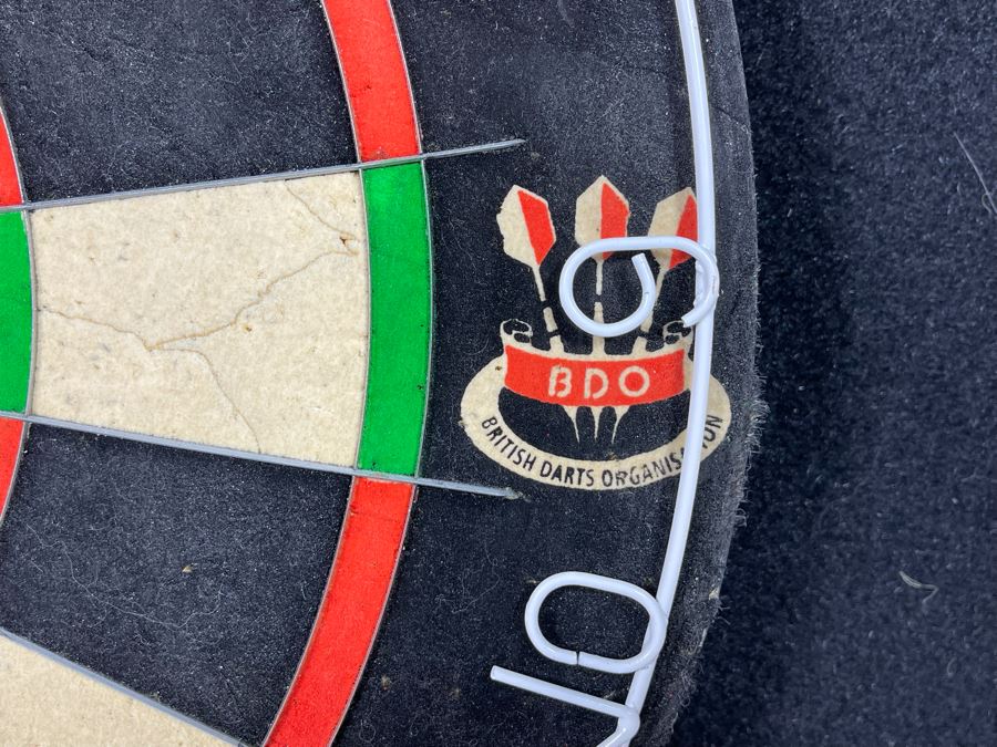 Winmau Dartboard 17.5'R Blade 5 Fifth Generation Blade Technology With