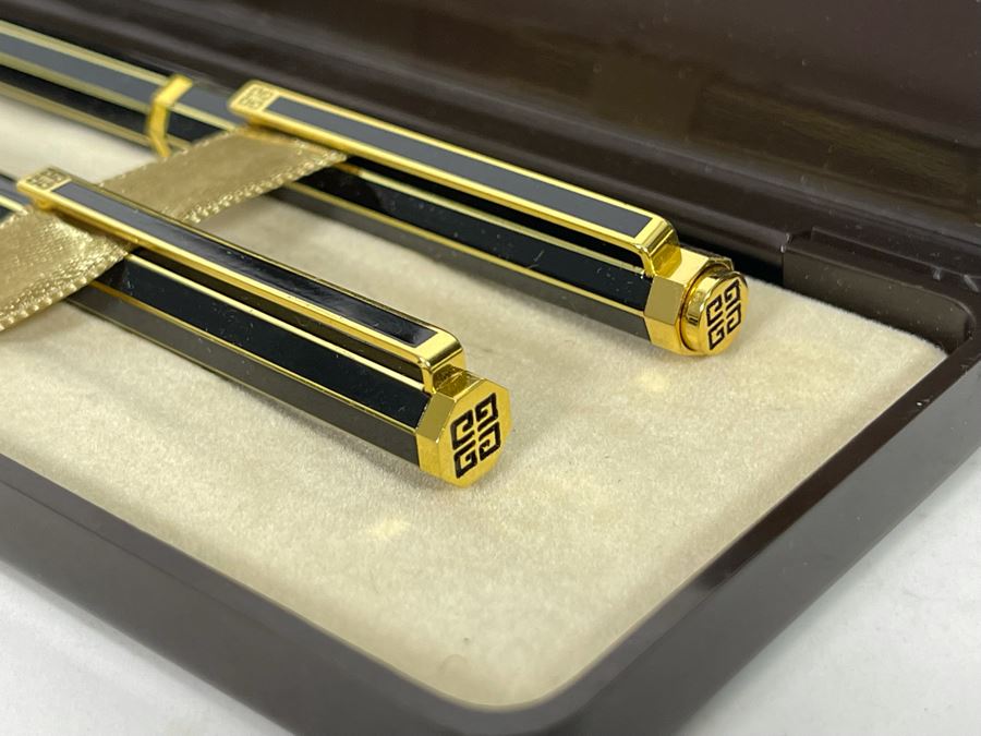 Pair Of Givenchy Ballpoint Pens And Parker Ballpoint Pen [Photo 8]