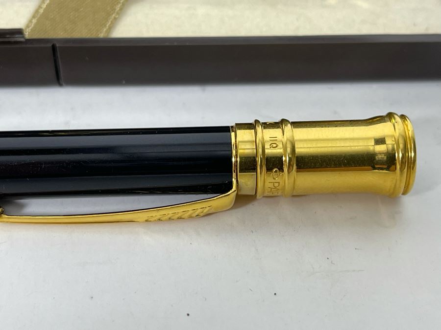 Pair Of Givenchy Ballpoint Pens And Parker Ballpoint Pen [Photo 6]