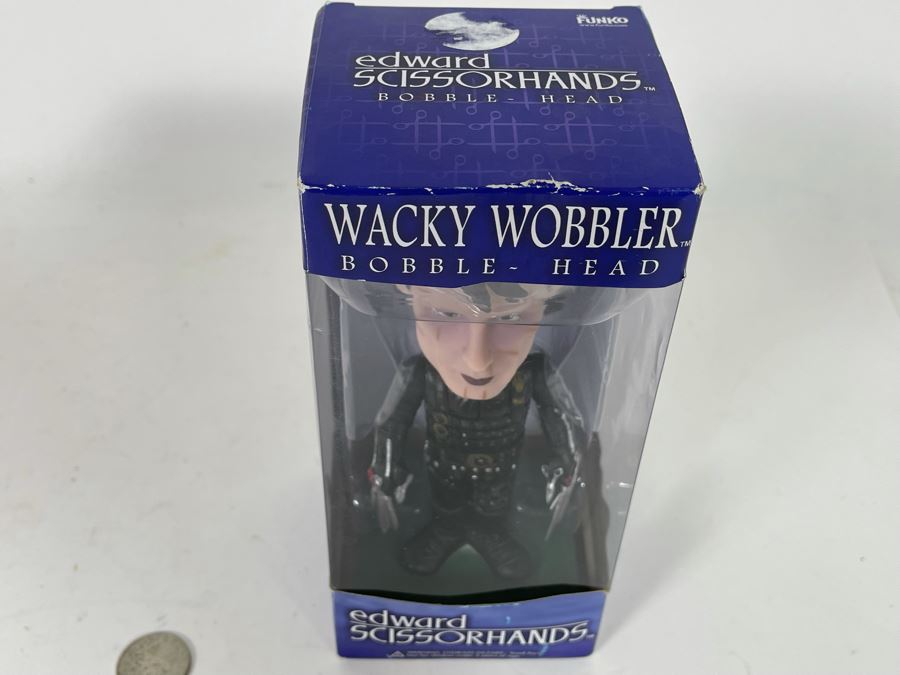 Funko Edward Scissorhands Wacky Wobbler Bobblehead Doll New In Box [Photo 10]